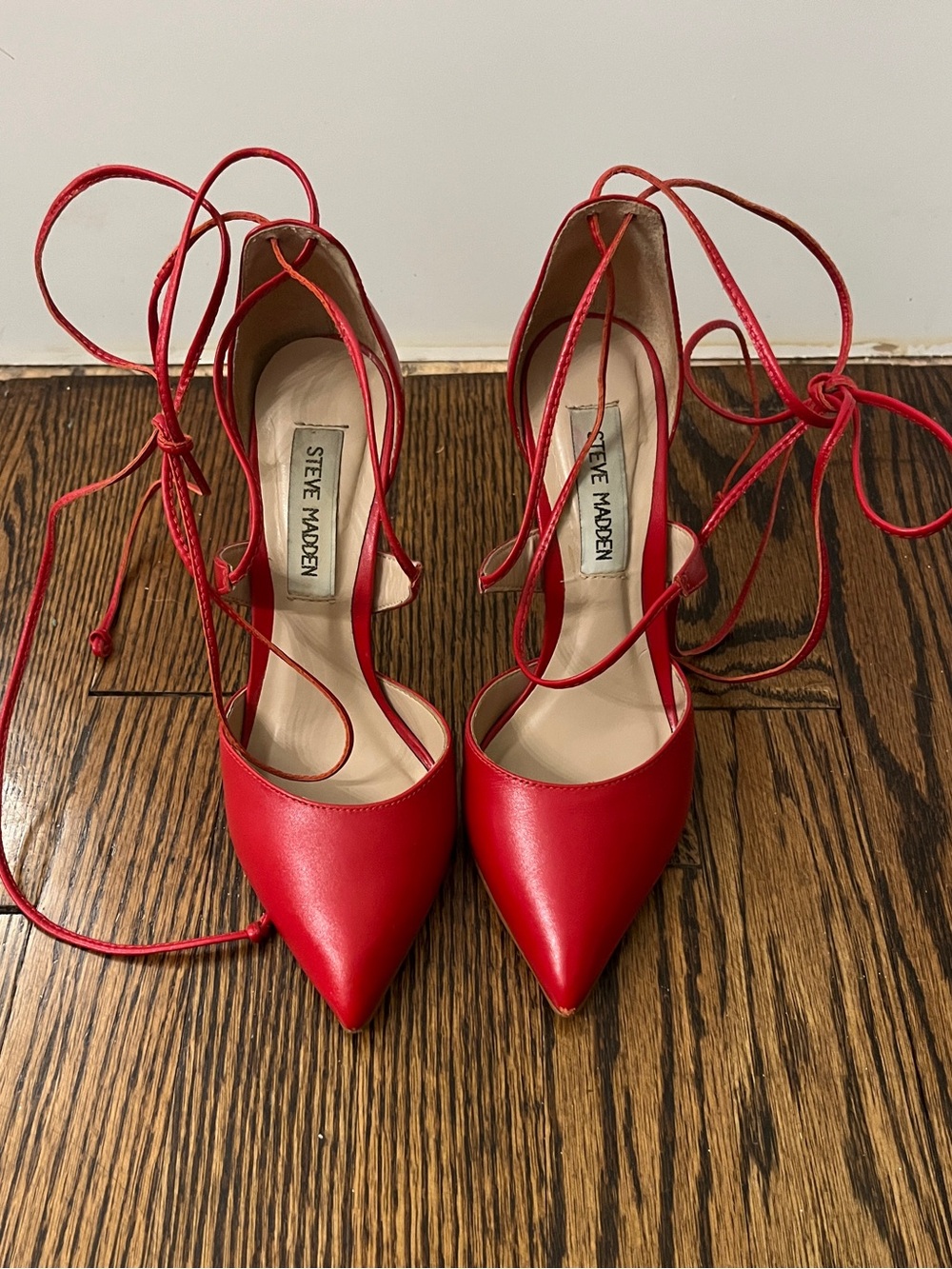 Steve Madden Red Lace-Up Pointed Toe Stiletto Heels Size [SIZE 5]